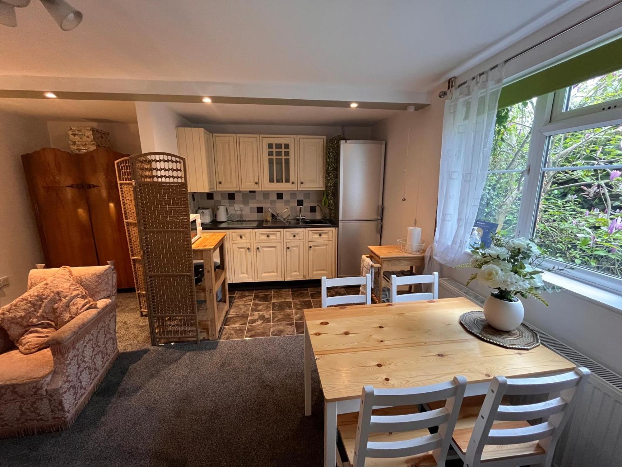 The Annexe - 10 Howards Croft Mile End Екстер'єр фото